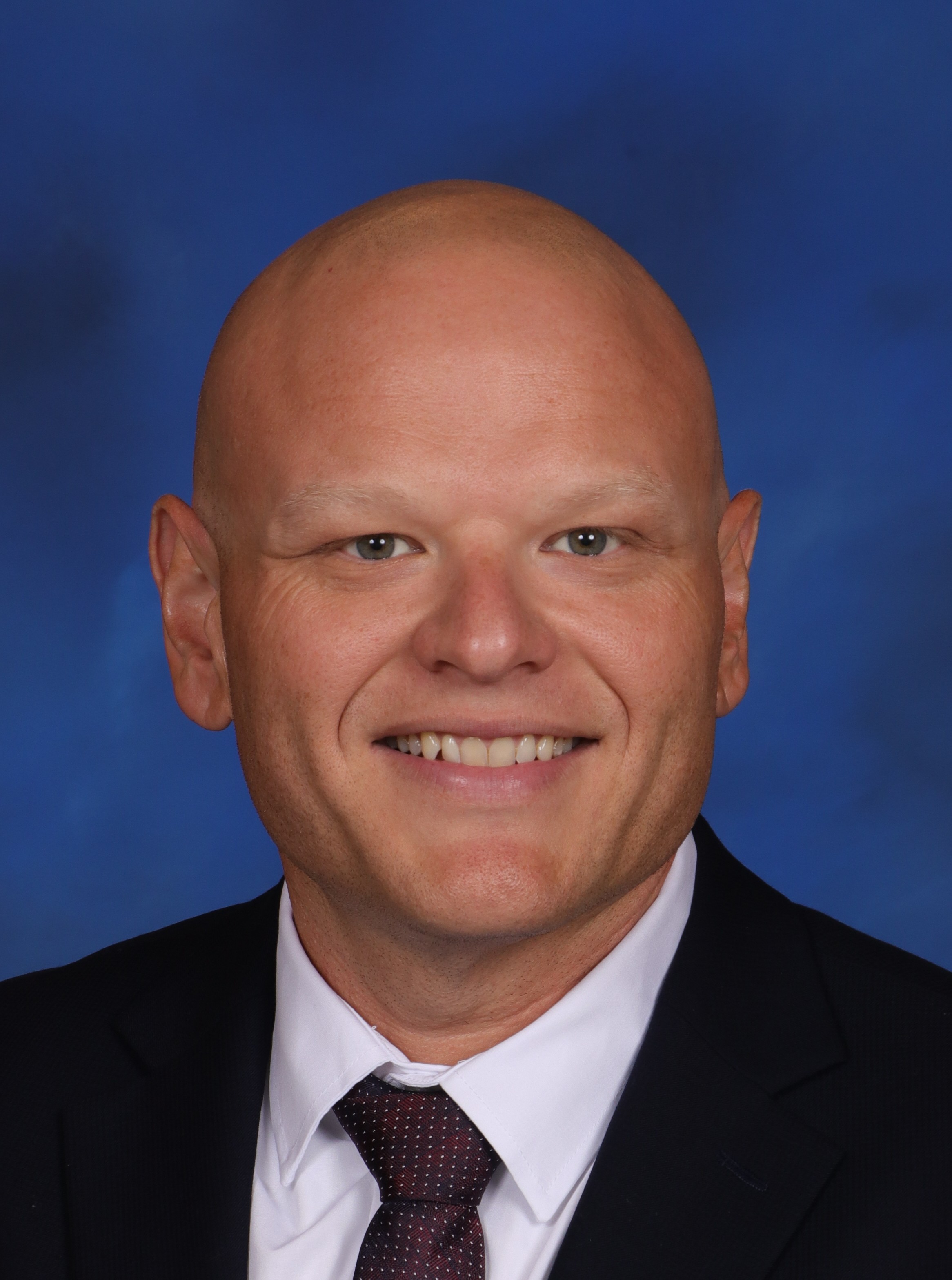 Picture of Board Member Eric Valles
